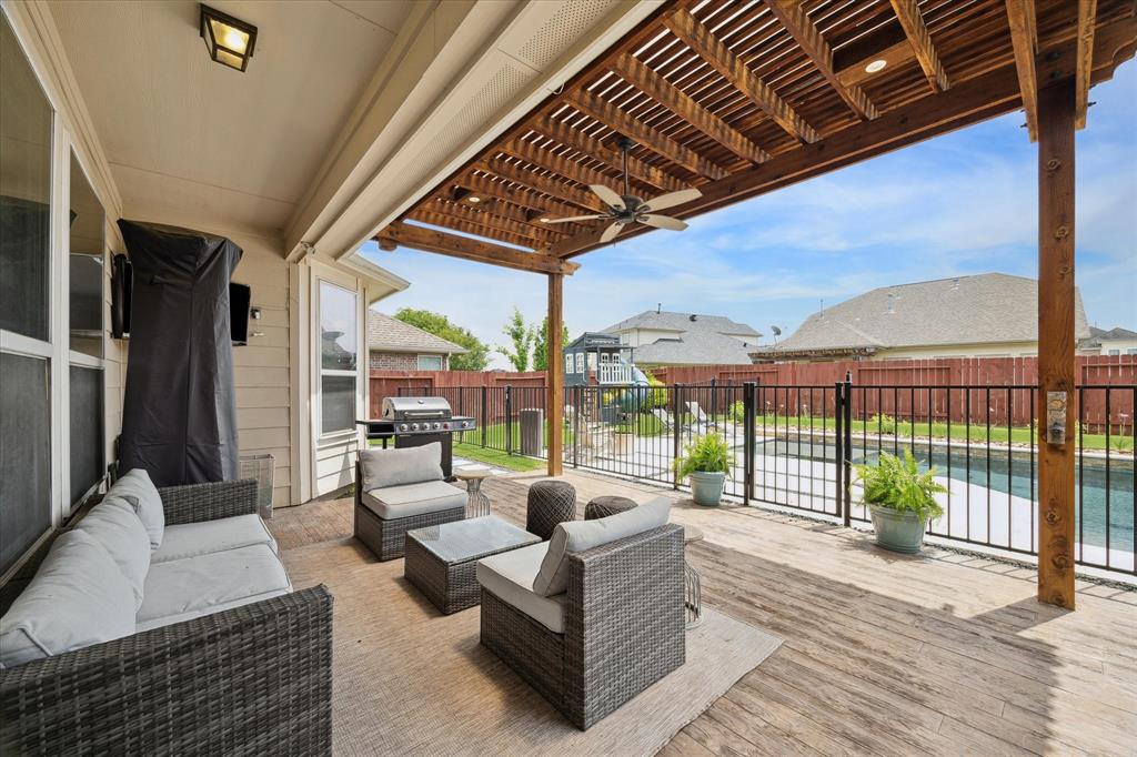 18618 Suncross Lane