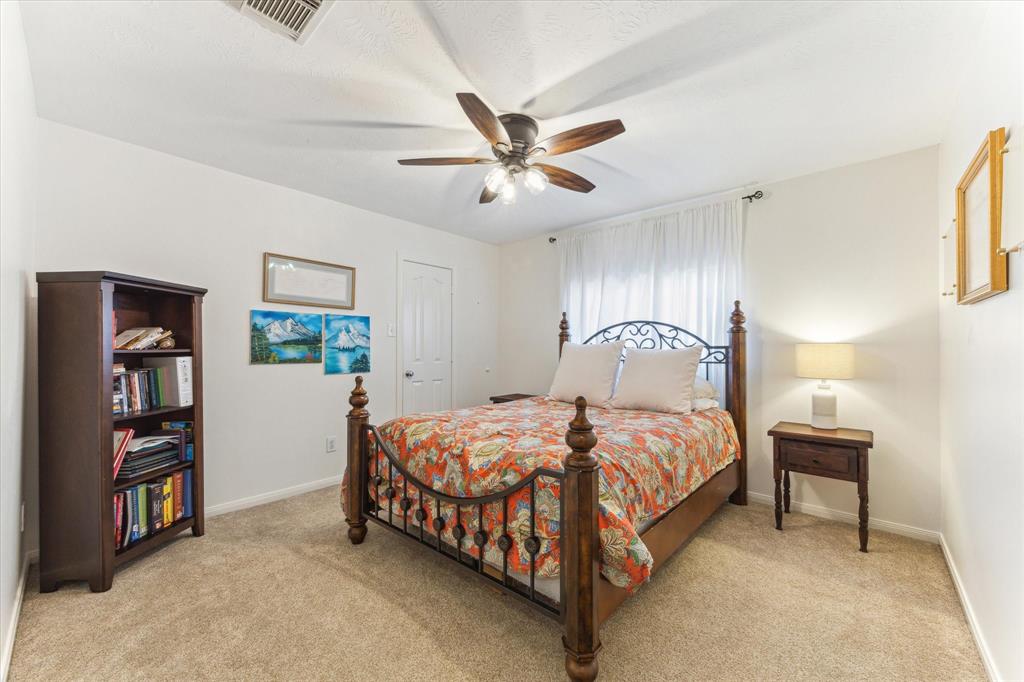 11303 Freestone Avenue, Pearland, Texas image 22