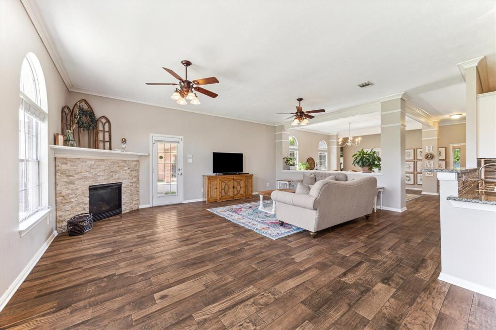 11303 Freestone Avenue, Pearland, Texas image 13