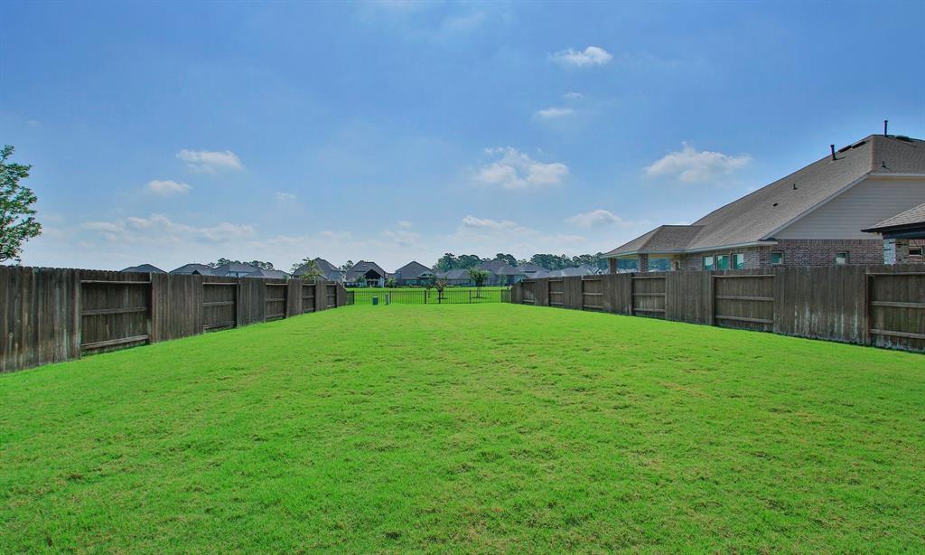 24618 Songlark Bend Drive, Tomball, Texas image 34