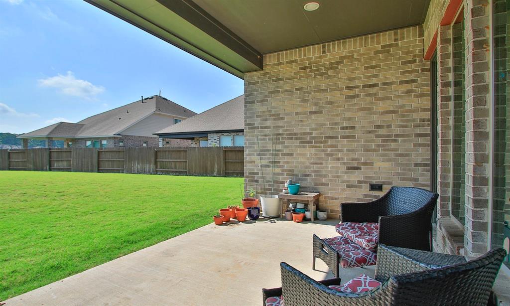 24618 Songlark Bend Drive, Tomball, Texas image 33