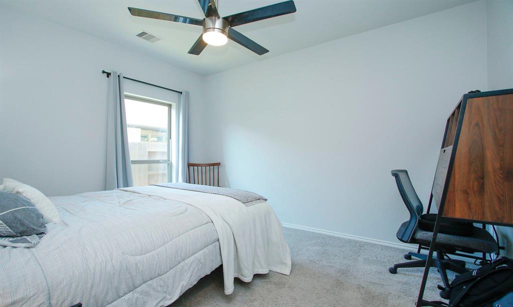 24618 Songlark Bend Drive, Tomball, Texas image 28
