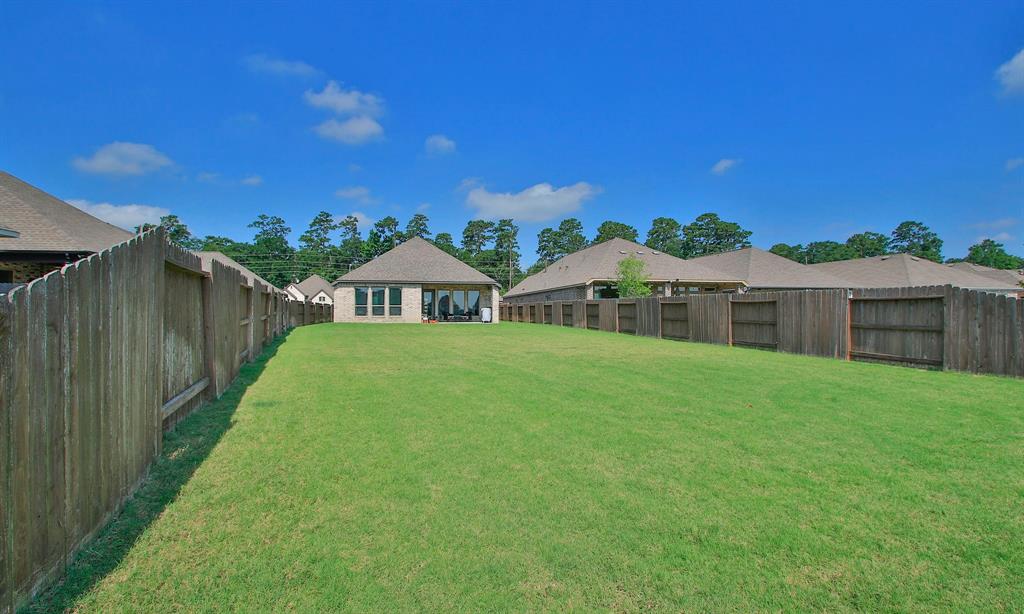 24618 Songlark Bend Drive, Tomball, Texas image 36