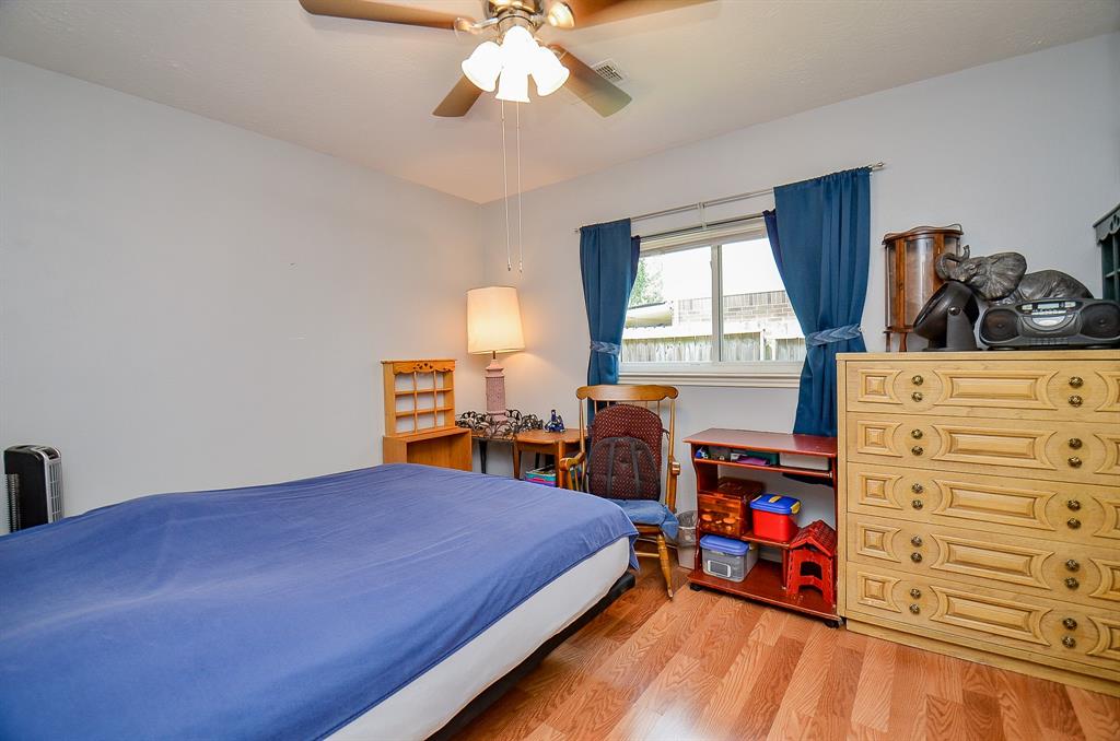 5431 Gosforth Drive, Katy, Texas image 12