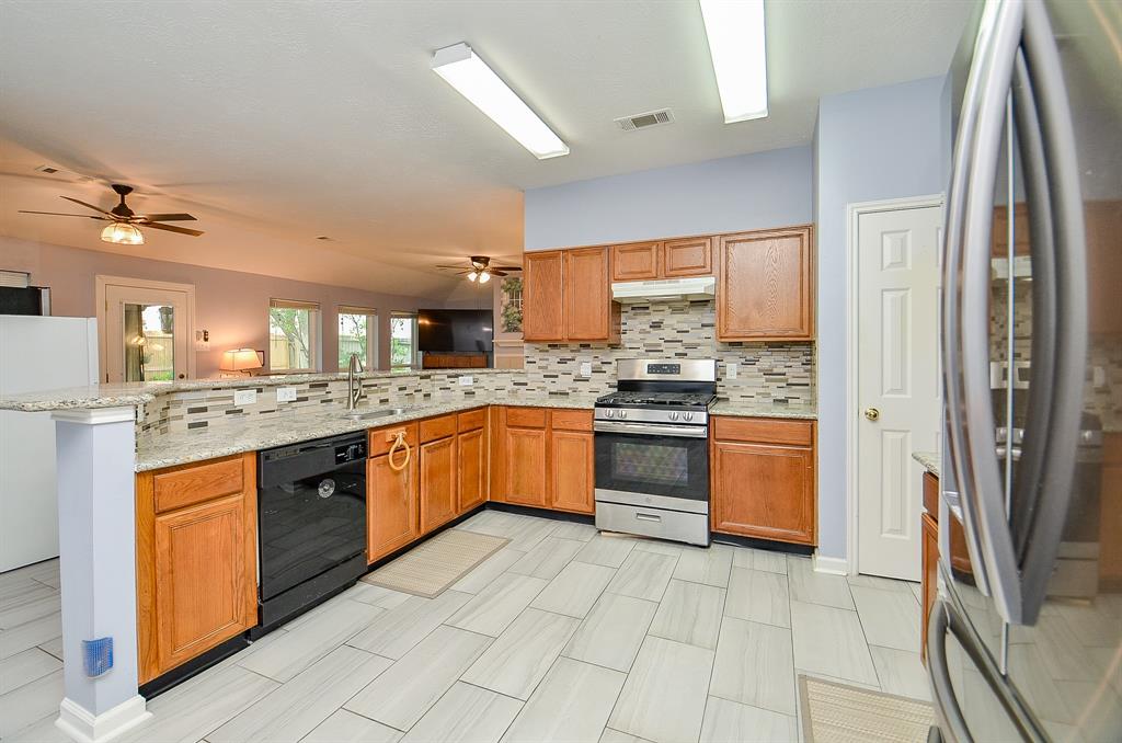5431 Gosforth Drive, Katy, Texas image 16