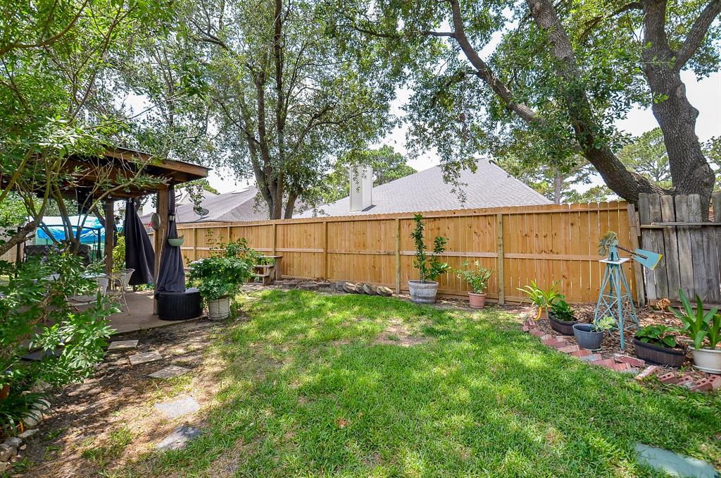 5431 Gosforth Drive, Katy, Texas image 26