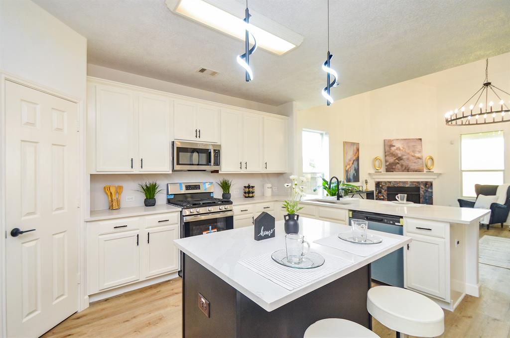 51 Garden Grove Drive, Manvel, Texas image 13