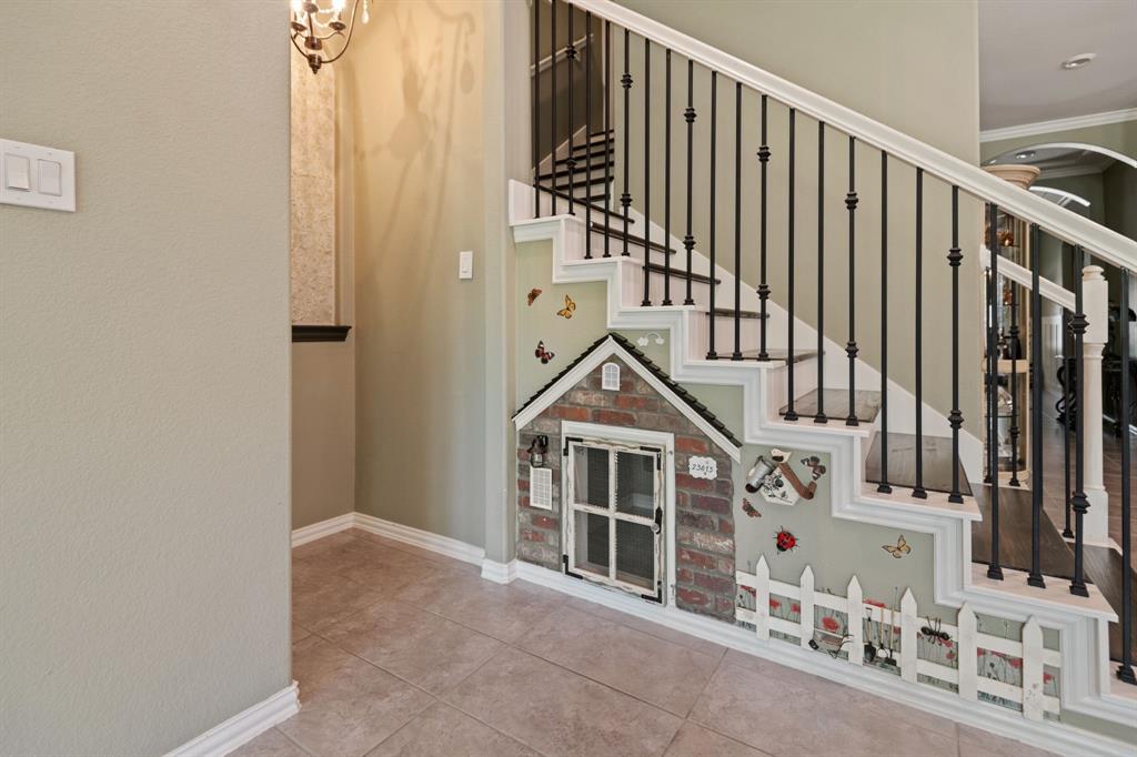 23613 Alder Branch Lane, New Caney, Texas image 2