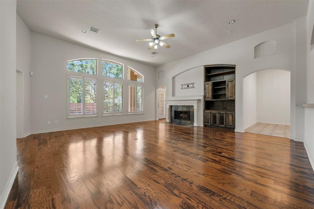 8706 Bloomfield Turn, Missouri City, Texas image 4