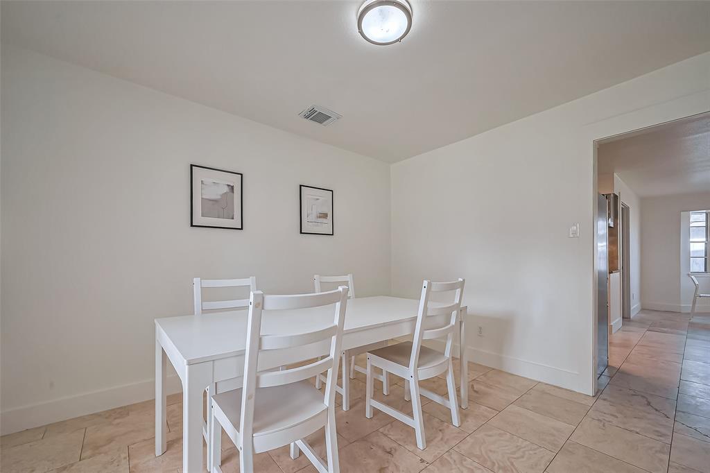 3803 Quail Meadow Drive, Missouri City, Texas image 4