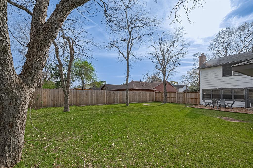 3803 Quail Meadow Drive, Missouri City, Texas image 31