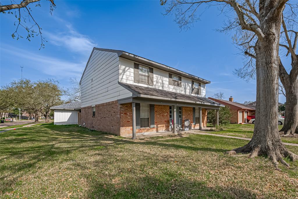 3803 Quail Meadow Drive, Missouri City, Texas image 2