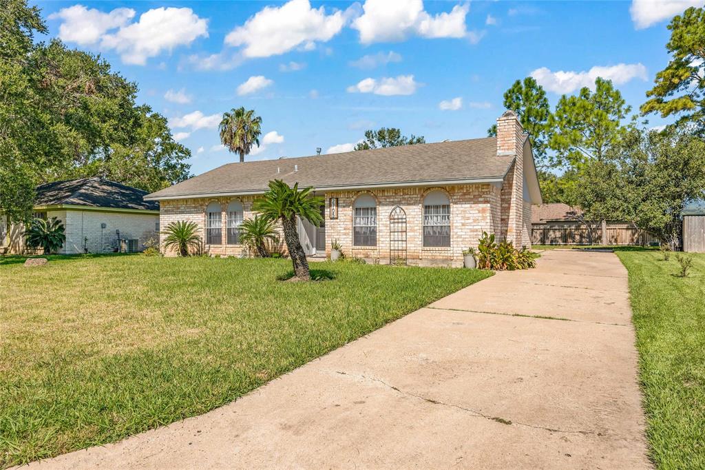 2705 Parrott Avenue, Rosenberg, Texas image 2