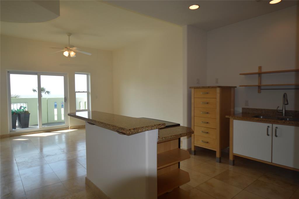 9420 Seawall Boulevard #305, Galveston, Texas image 5