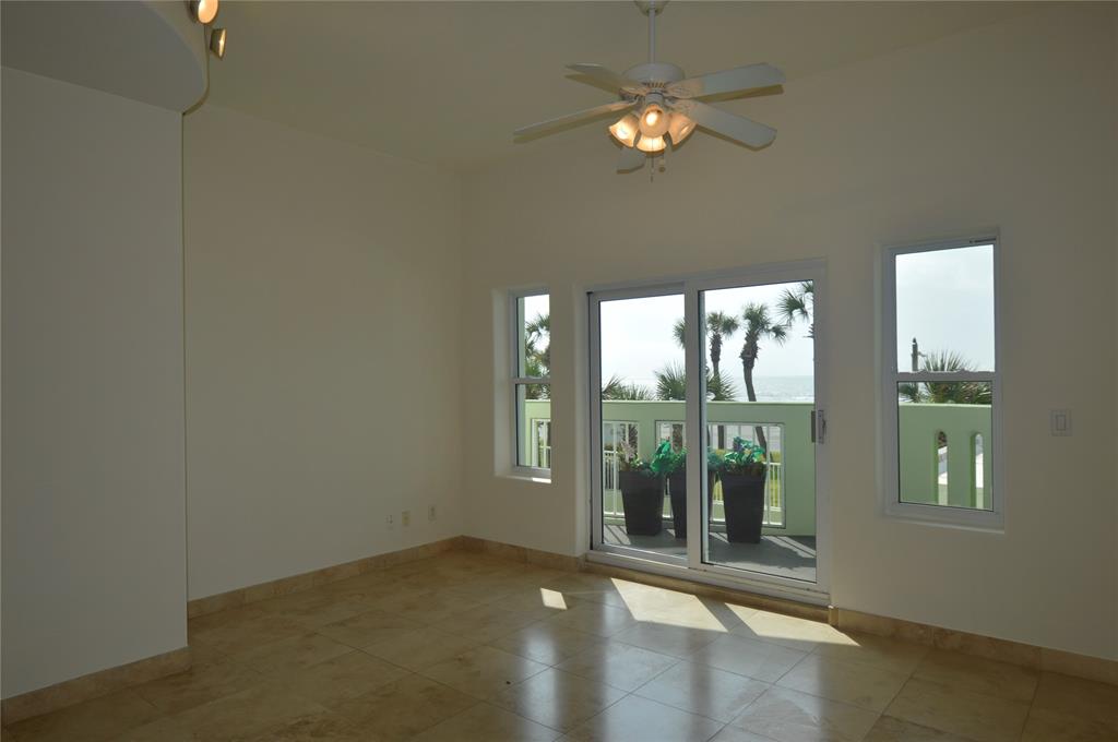 9420 Seawall Boulevard #305, Galveston, Texas image 6
