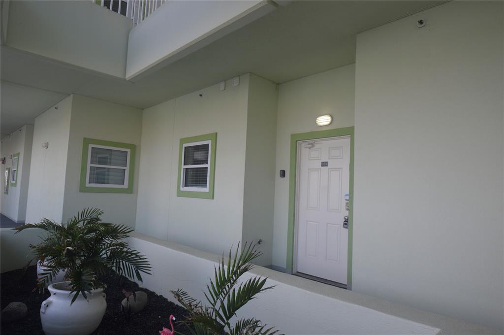 9420 Seawall Boulevard #305, Galveston, Texas image 2