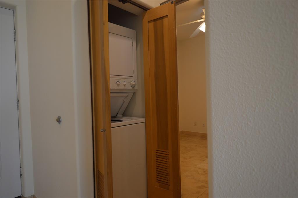 9420 Seawall Boulevard #305, Galveston, Texas image 7