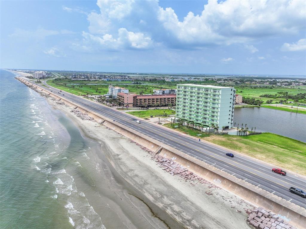 9420 Seawall Boulevard #305, Galveston, Texas image 1