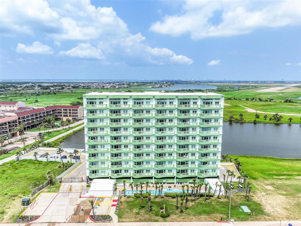9420 Seawall Boulevard #305, Galveston, Texas image 25