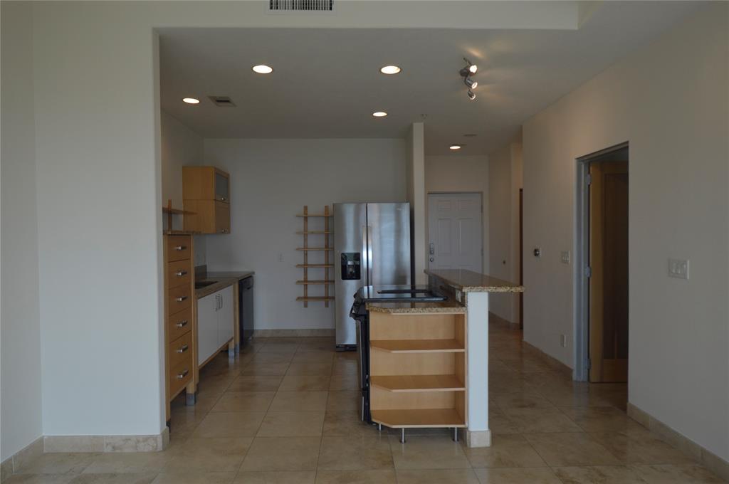 9420 Seawall Boulevard #305, Galveston, Texas image 4