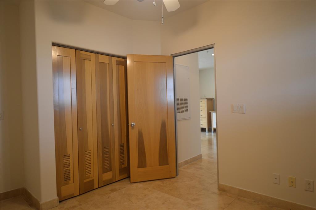 9420 Seawall Boulevard #305, Galveston, Texas image 9
