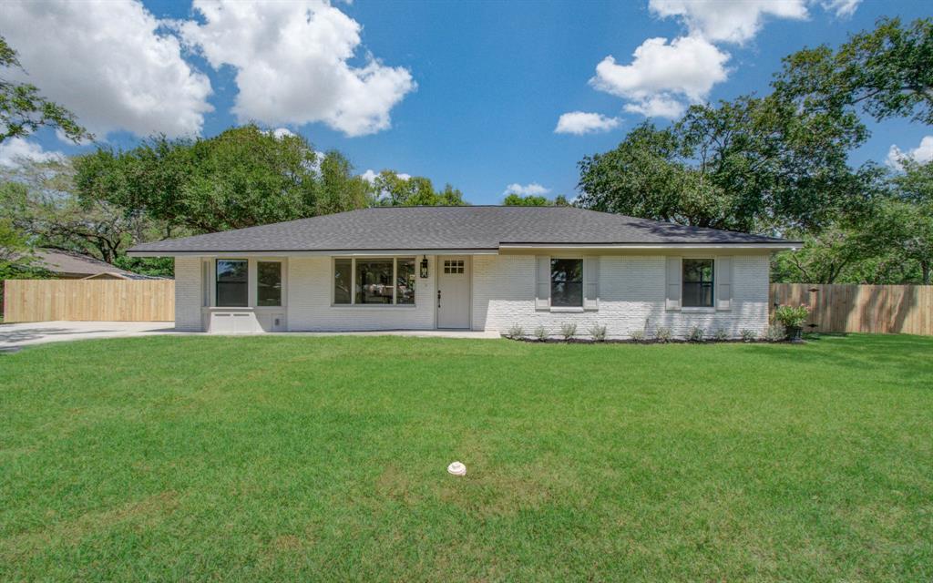 624 Willow Lane, Eagle Lake, Texas image 4