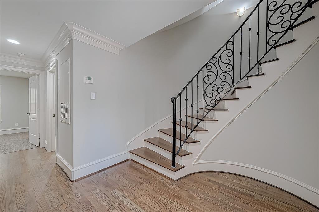 5226 Kiam Street #1002, Houston, Texas image 5