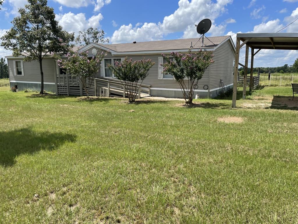 521 County Road 3070, Crockett, Texas image 1