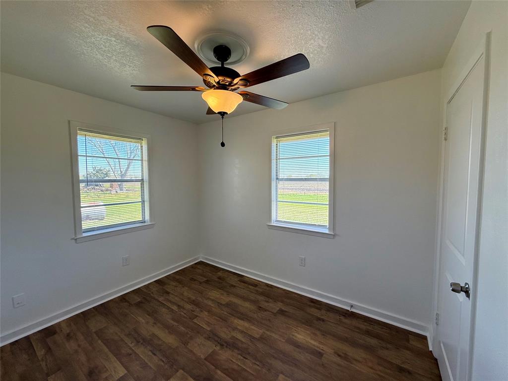 402 N 1st Street, Beasley, Texas image 16