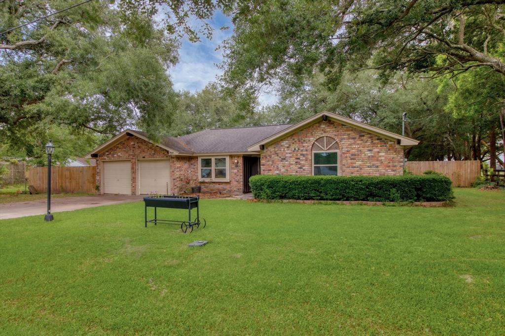 737 Carolyn Street, Winnie, Texas image 39