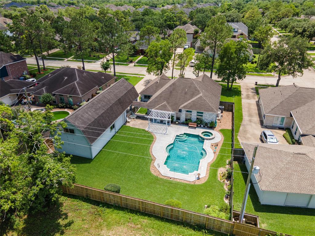 811 Hackberry Lane