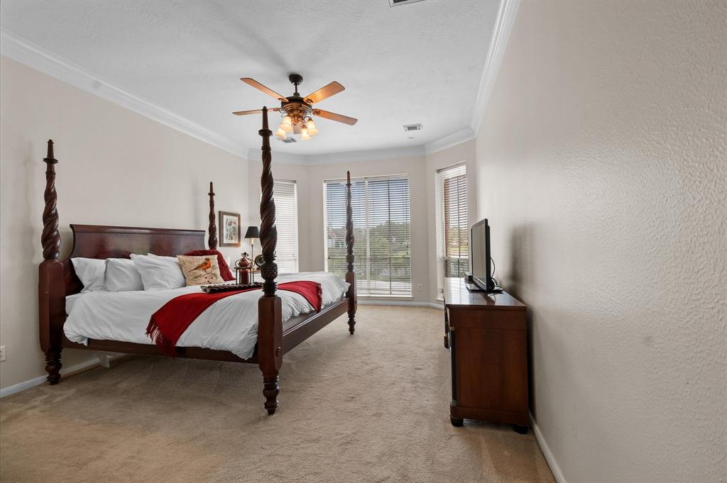 1810 Rustic Hills Court, Sugar Land, Texas image 14