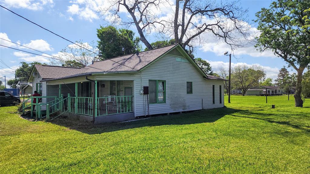 425 W Brazos Avenue