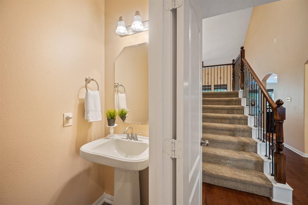 4726 Ashley Hope Drive, Katy, Texas image 16