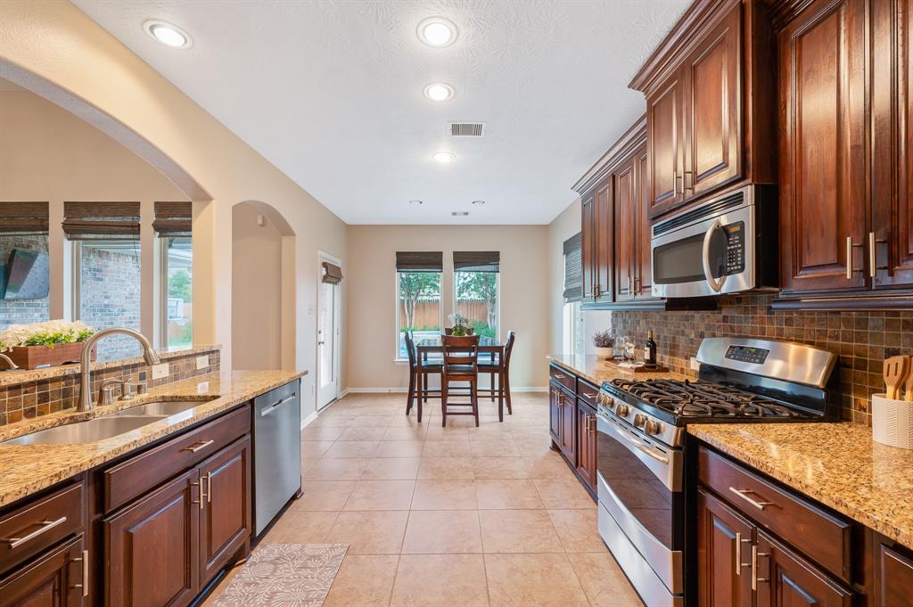 4726 Ashley Hope Drive, Katy, Texas image 27