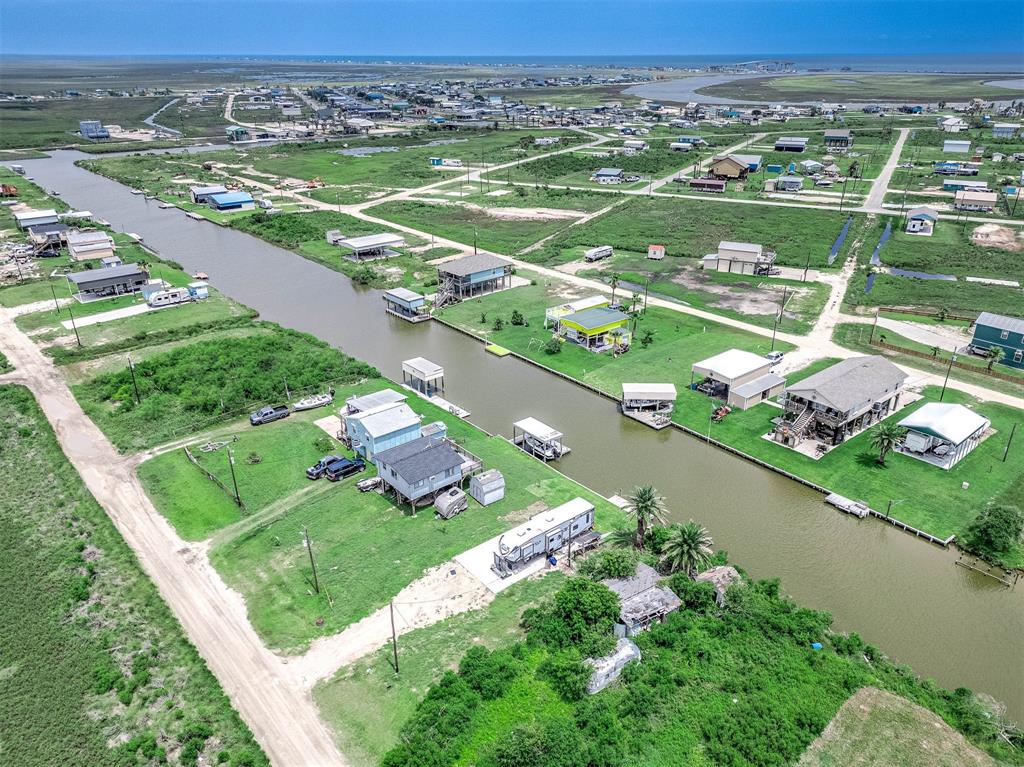 14492 Chimaera Road, Sargent, Texas image 8