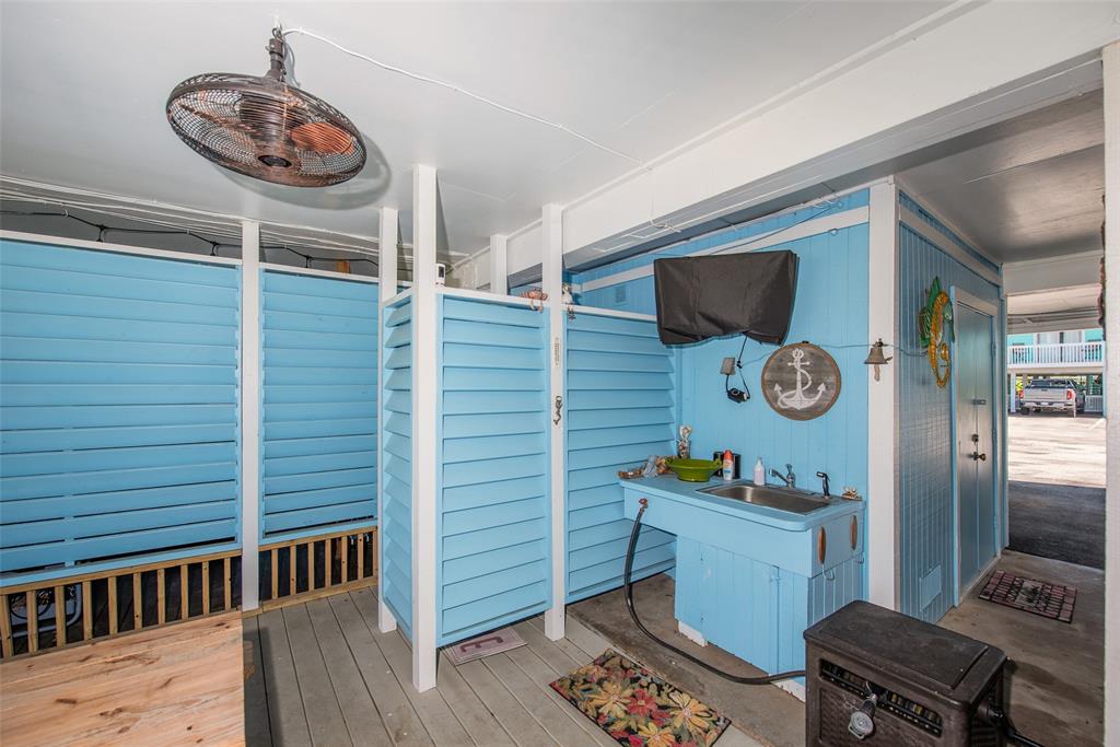 103 Jean Lafitte Cove, Galveston, Texas image 31