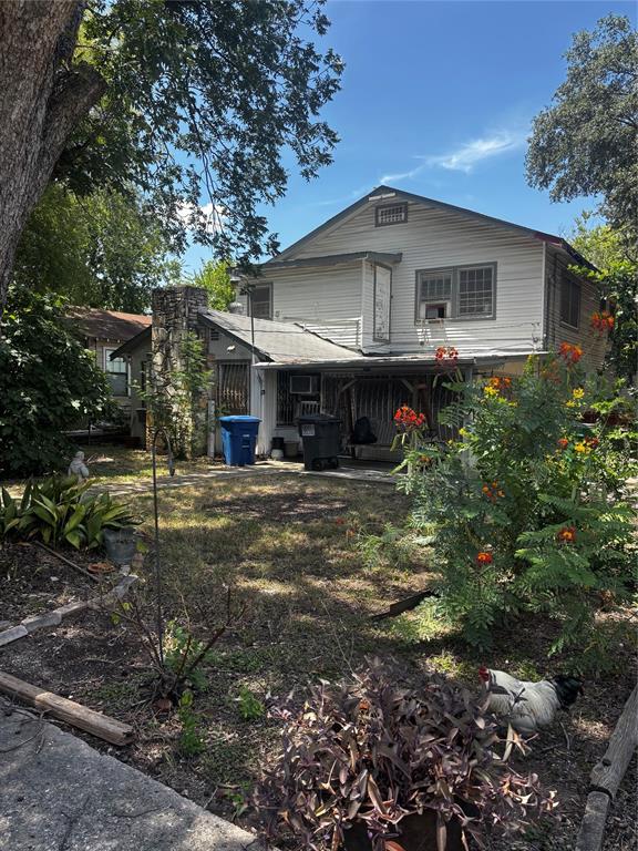 202 Benita Street