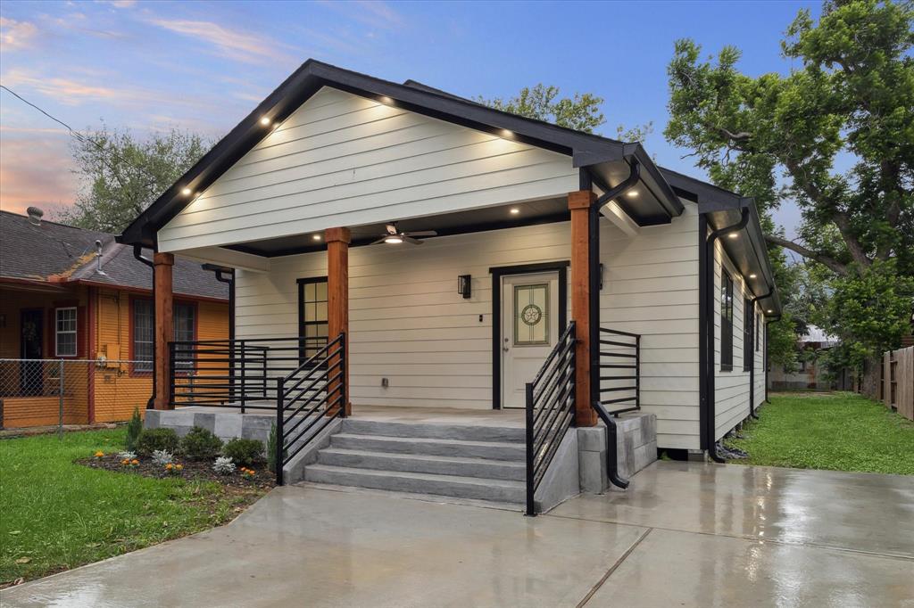 228 Lenox Street, Houston, Texas image 1