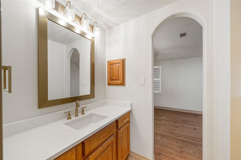 10332 Hunter Creek Lane, Conroe, Texas image 21