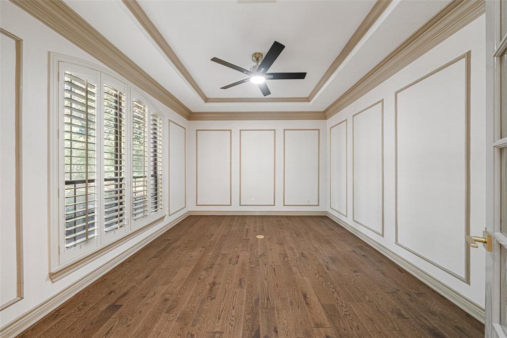 10332 Hunter Creek Lane, Conroe, Texas image 13