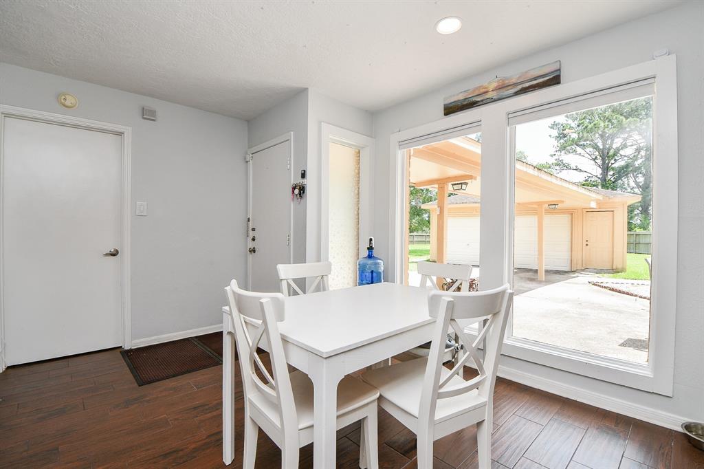 112 Saint Cloud Drive, Friendswood, Texas image 23