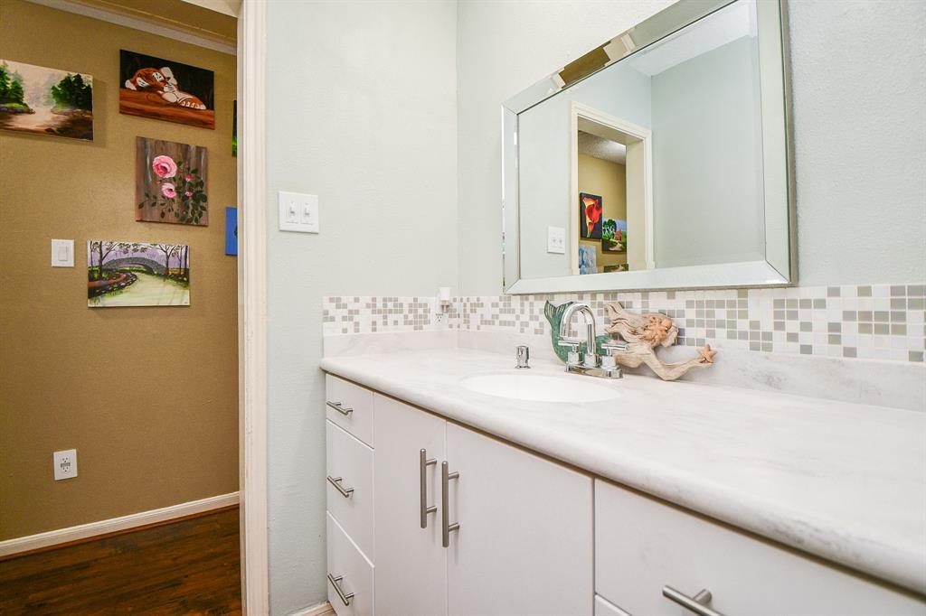 112 Saint Cloud Drive, Friendswood, Texas image 14