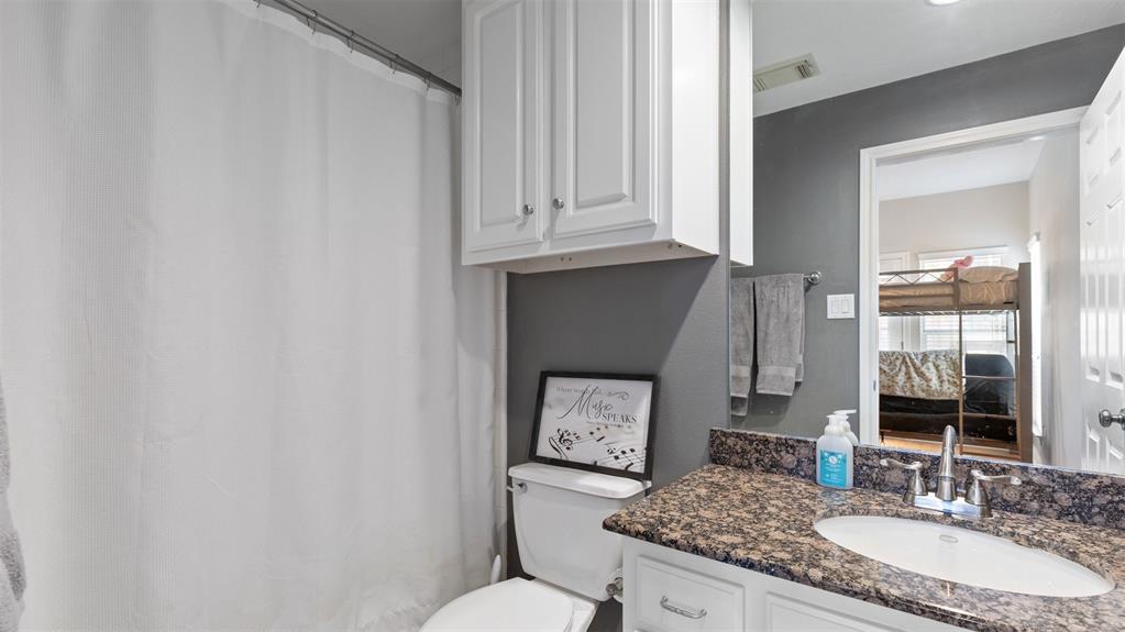 18725 Egret Oaks Lane, Webster, Texas image 19