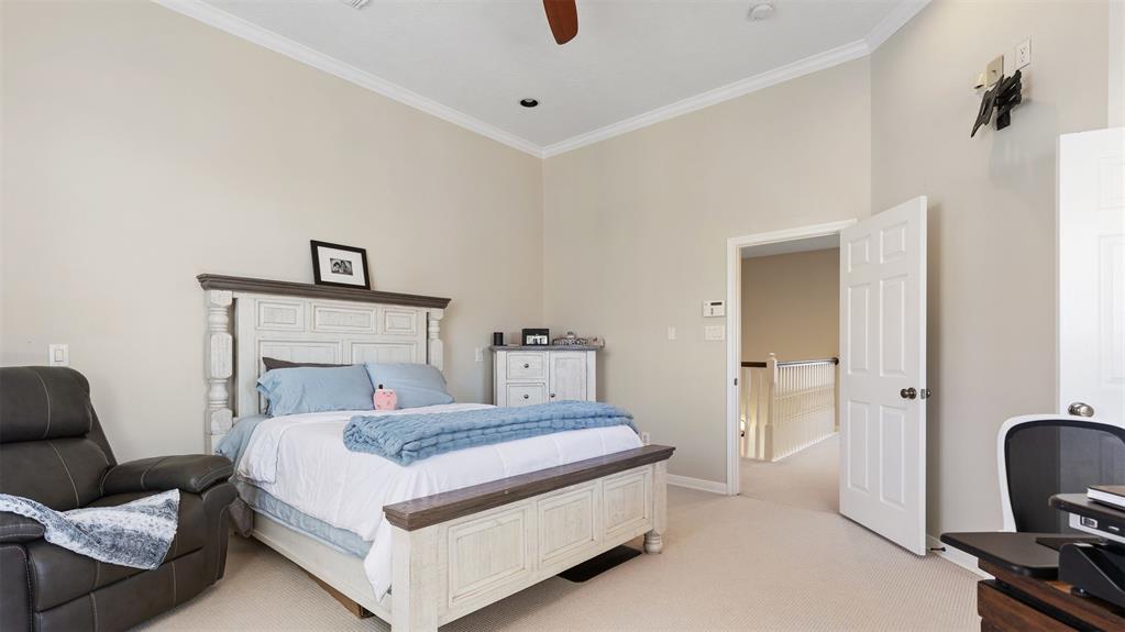 18725 Egret Oaks Lane, Webster, Texas image 13
