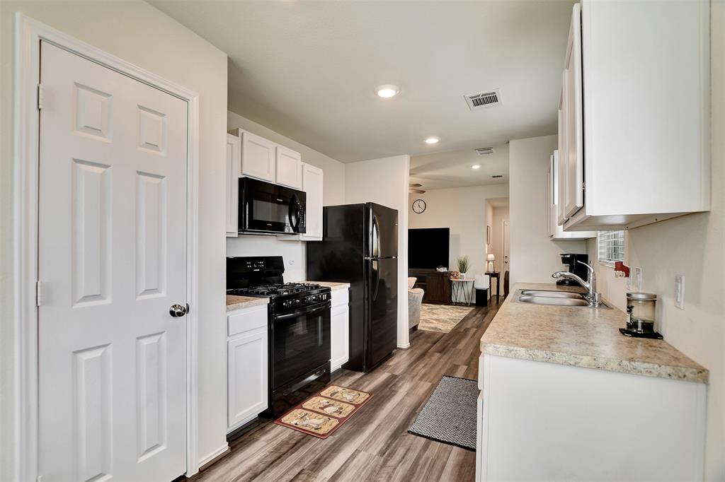 4414 Harvest Colony Trail, Porter, Texas image 18