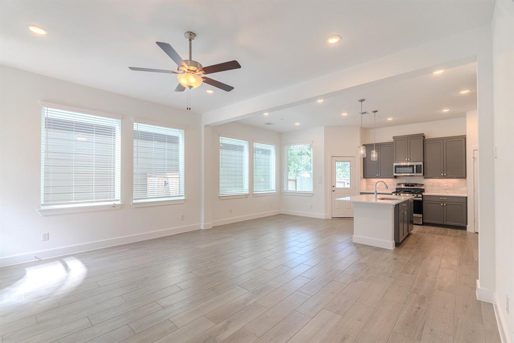 568 Red Cascade Trail