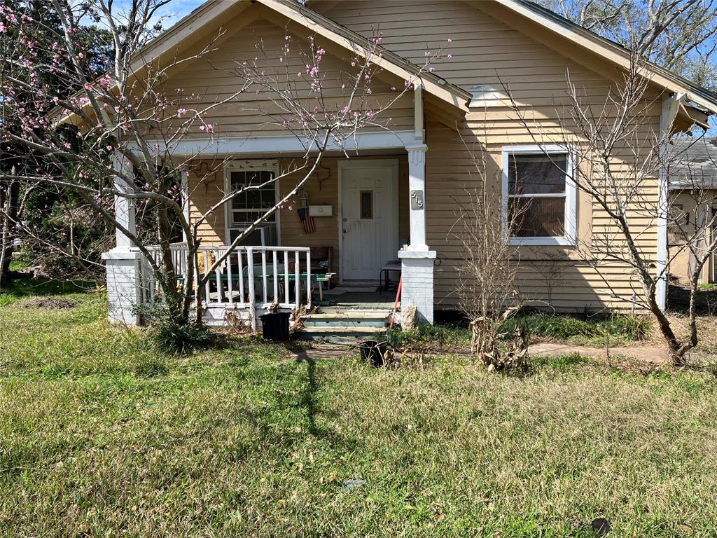 515 Ave E, El Campo, Texas image 1