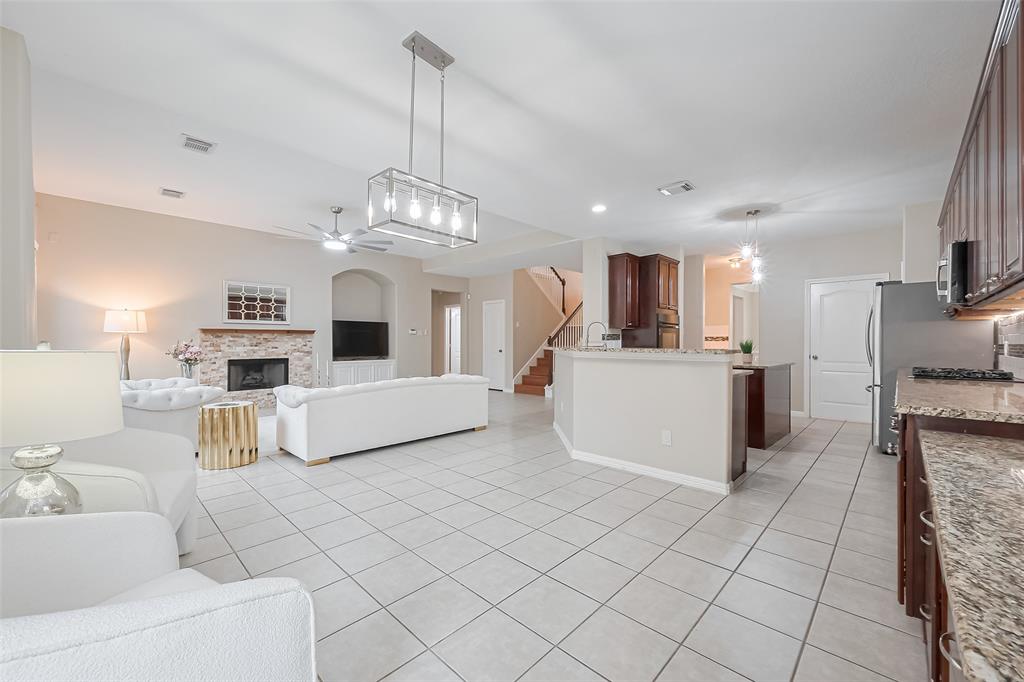 1218 Ventura Canyon Drive, Katy, Texas image 12