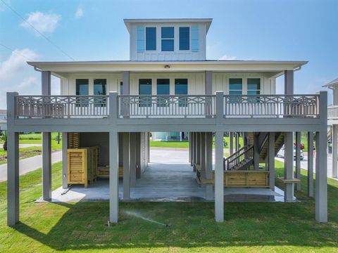 Single Family Residence in Crystal Beach TX 2200 Crab Street 29.jpg